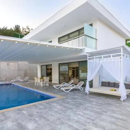 Vilă A Luxury With Private Pool, Jacuzzi, Sauna- Myra