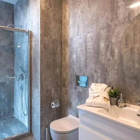 A Luxury With Private Pool, Jacuzzi, Sauna- Myra Villa